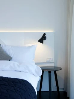 New Louis Poulsen Applique murale AJ Noir