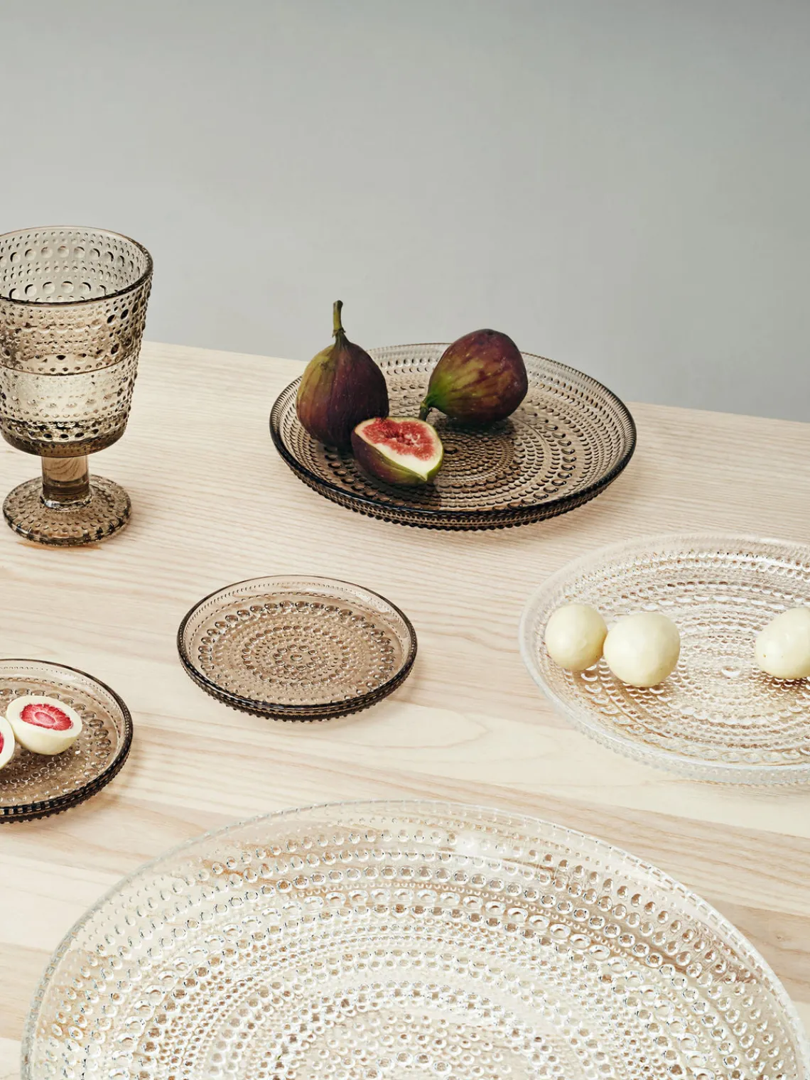 Fashion iittala Assiette à dessert en verre Kastehelmi Beige, transparent