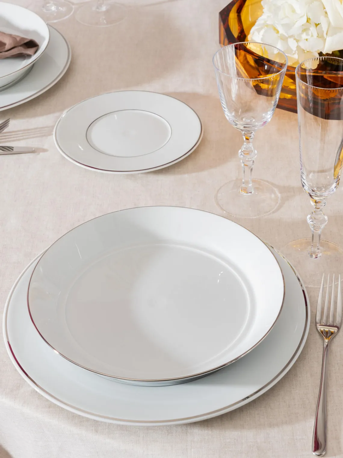 Discount Meissen Assiettes à dessert artisanales en porcelaine Vitruv, 2 pièces Blanc avec bord platine