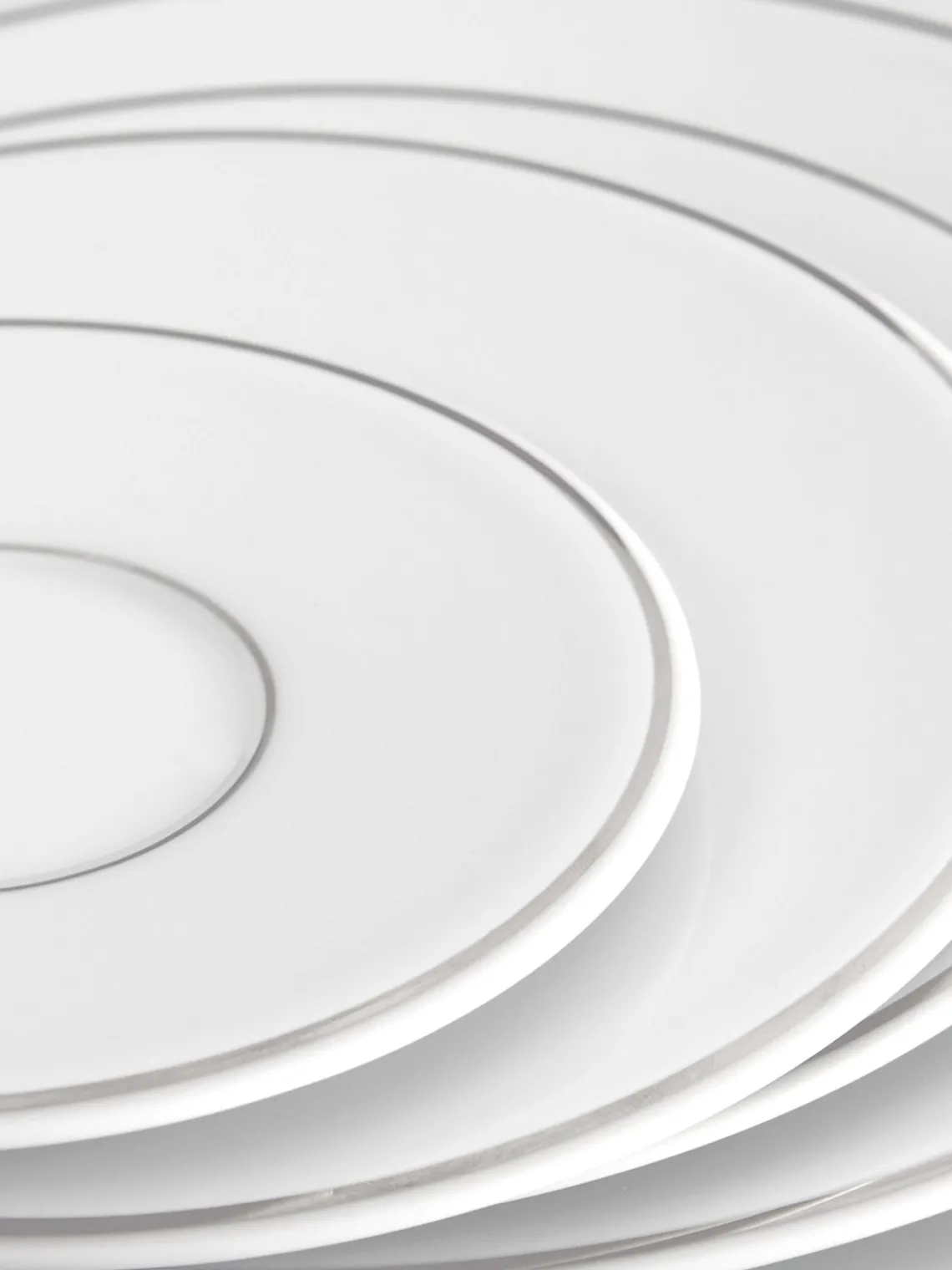 New Meissen Assiettes plates artisanales en porcelaine Vitruv, 2 pièces Blanc avec bord platine