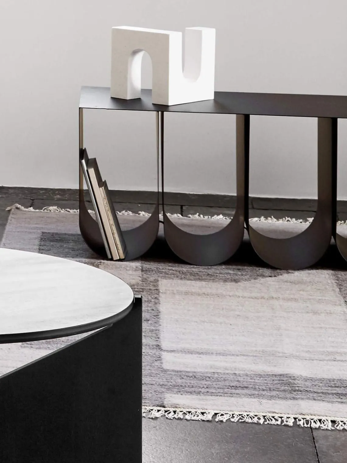 Clearance Kristina Dam Banc en métal Curved Noir
