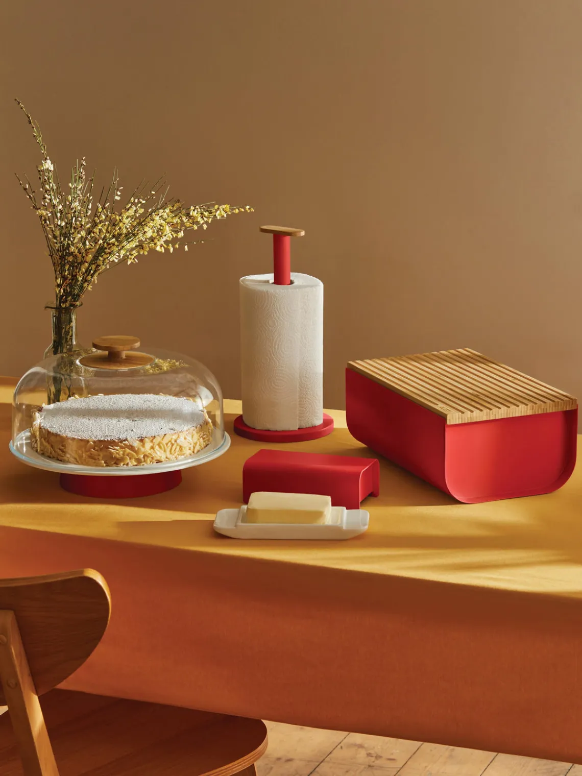 Fashion ALESSI Boîte à pain avec couvercle en bambou Mattina Rouge, bambou