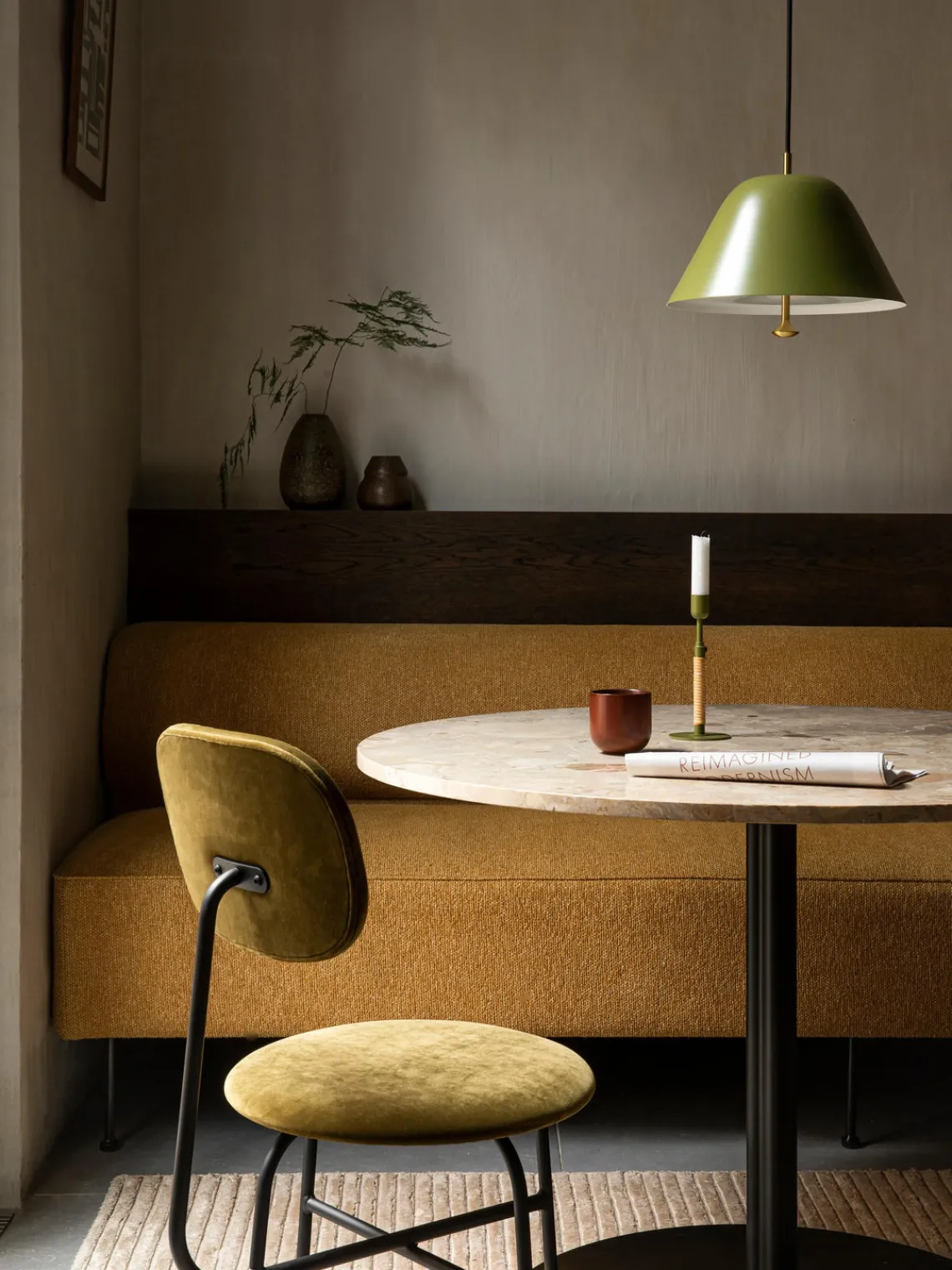 Outlet Audo Copenhagen Bougeoir réglable en hauteur Duca Vert olive, beige clair