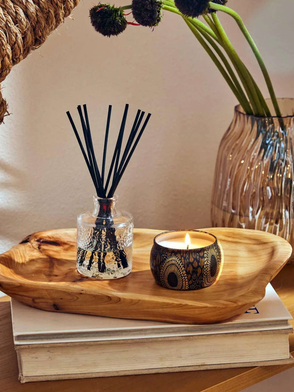 New Voluspa Bougie parfumée artisanale Japonica Collection Résine ambre, bois de santal, cèdre & orchidée vanille