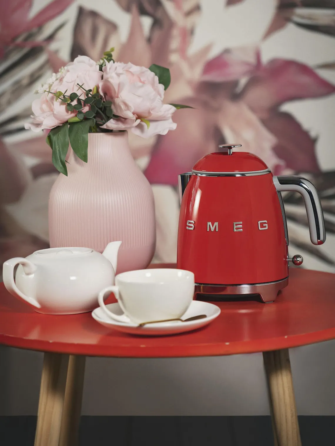 Hot Smeg Bouilloire 50's Style, 800 mL Rouge, haute brillance