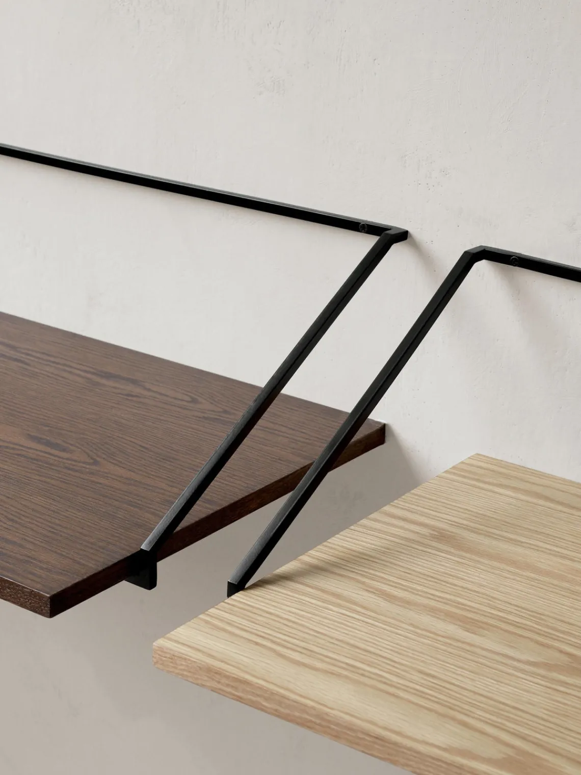 Sale Audo Copenhagen Bureau mural en bois et métal Majorka Bois clair