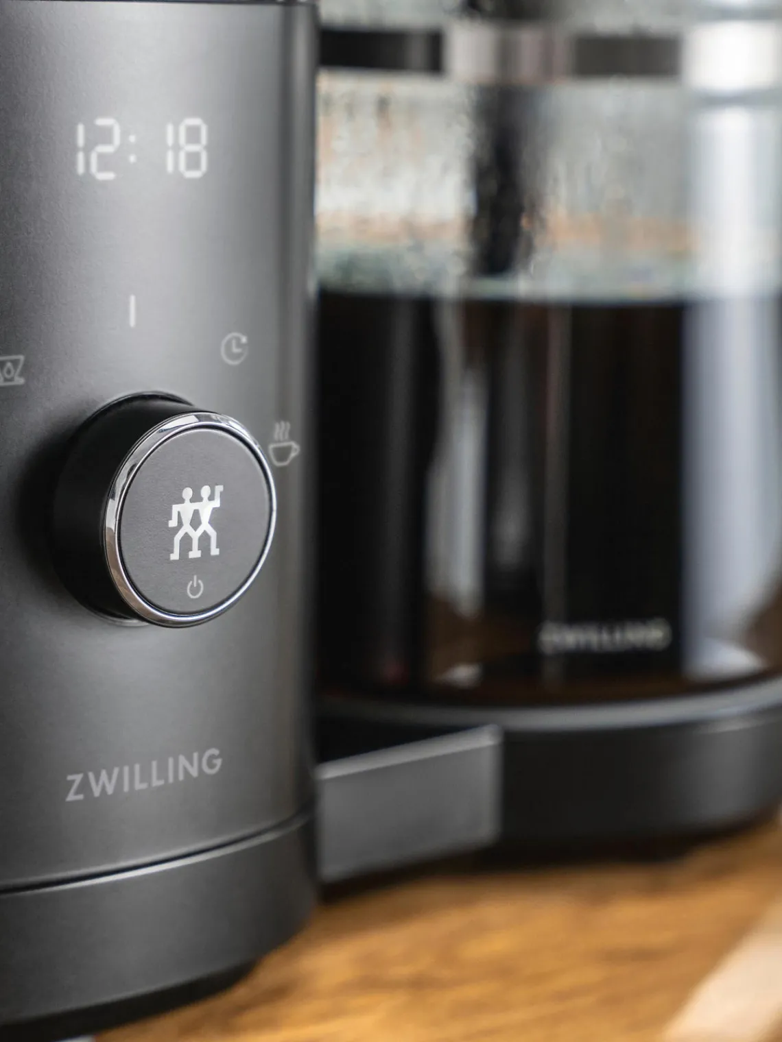 Discount ZWILLING Cafetière filtre en plastique Enfinigy Noir, mat