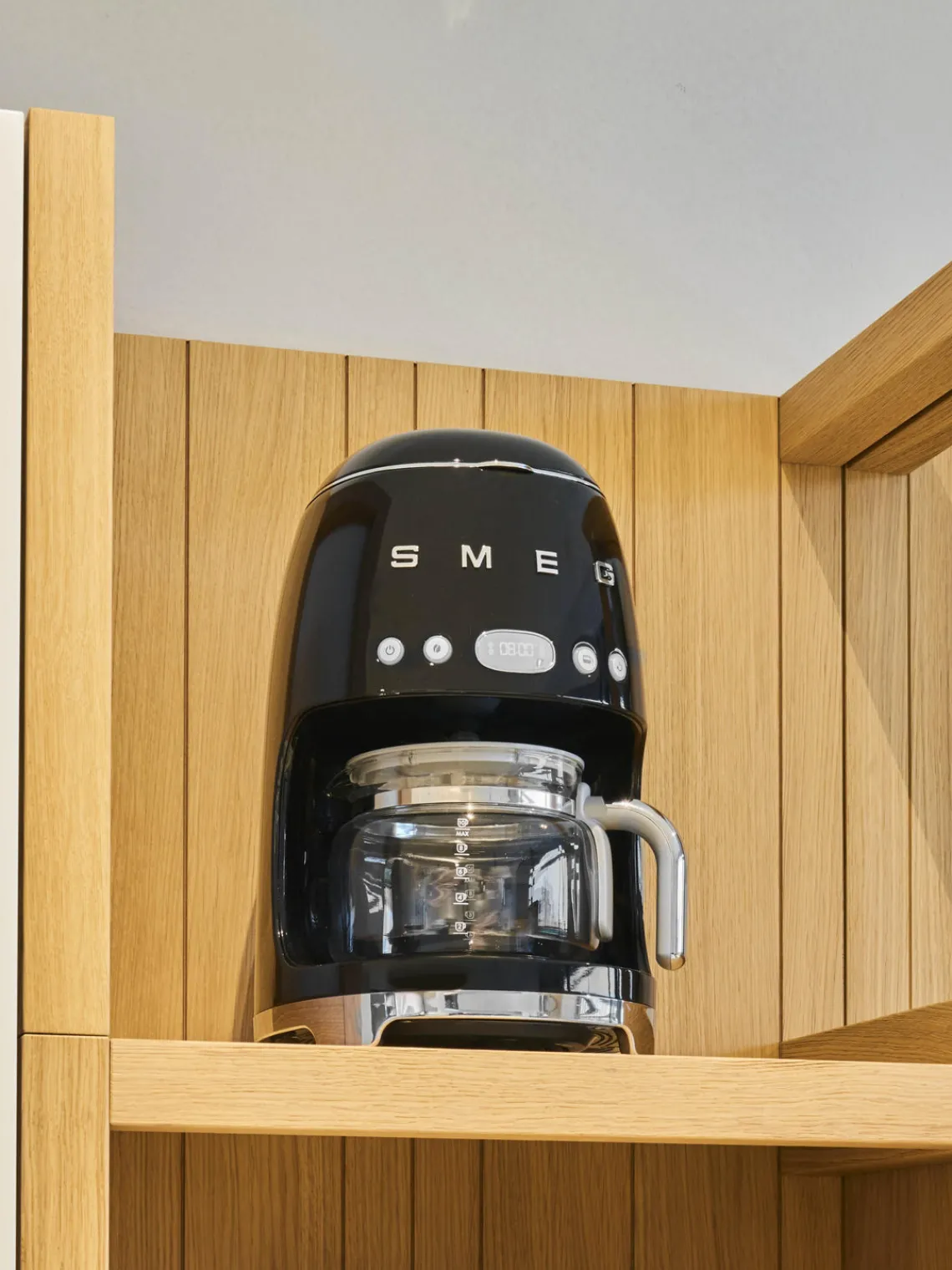 New Smeg Cafetière filtre 50's Style Noir, haute brillance