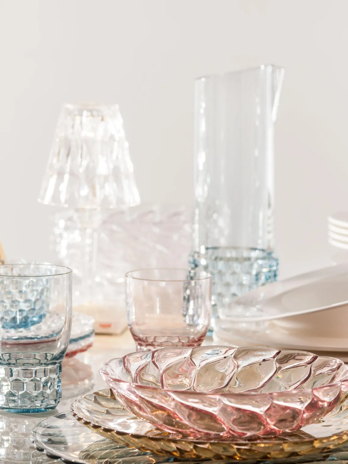 Hot Kartell Carafe à eau avec embossage décoratif Jellies, 1,3 L Bleu ciel