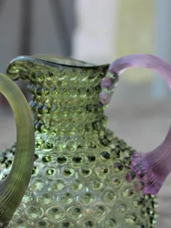Outlet ANNA VON LIPA Carafe soufflée bouche Hobnail, 2 L Vert olive, lilas, transparent