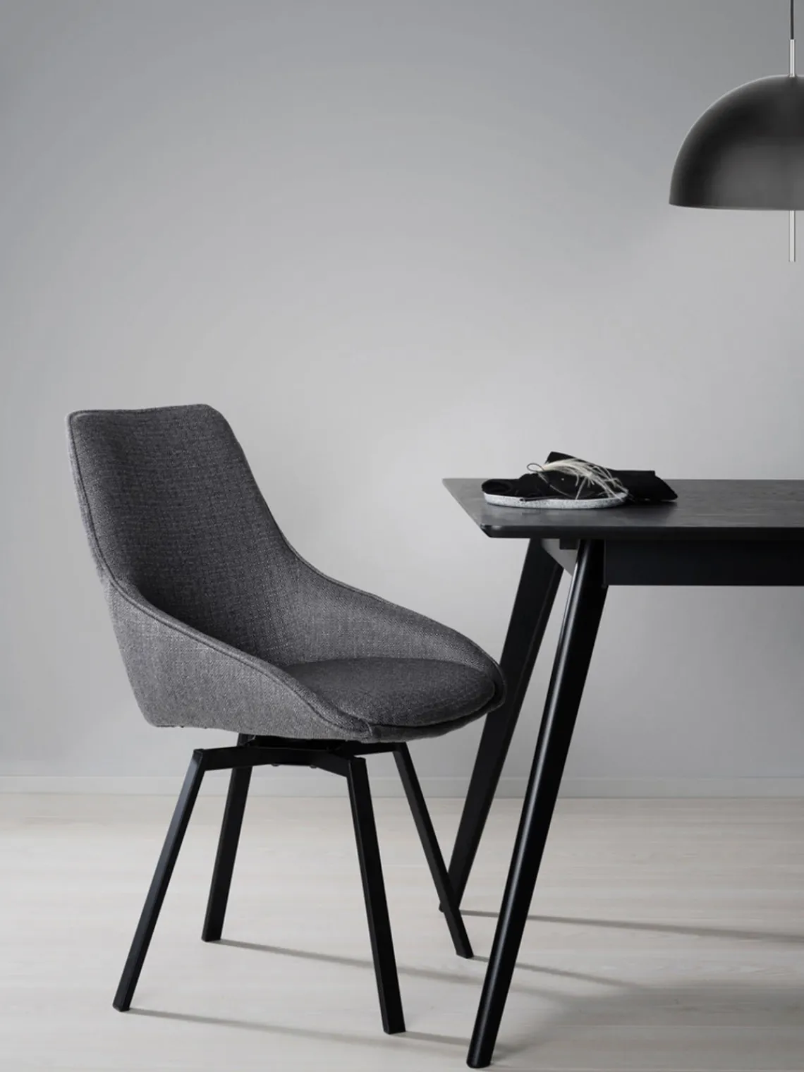 Outlet Rowico Chaise pivotante rembourrée Alison Tissu anthracite, noir