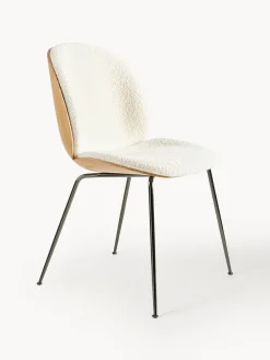 Clearance GUBI Chaise rembourrée en bouclette Beetle Bouclette blanc, bois de chêne, noir haute brillance