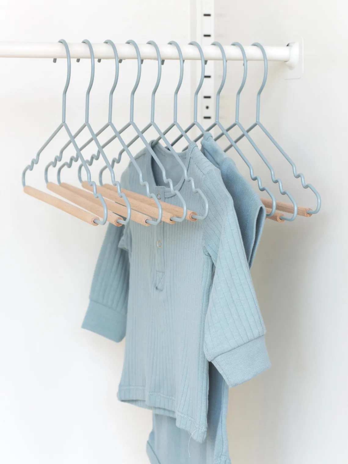 Best Mustard Made Cintres Kids Top, 10 pièces Bleu ciel