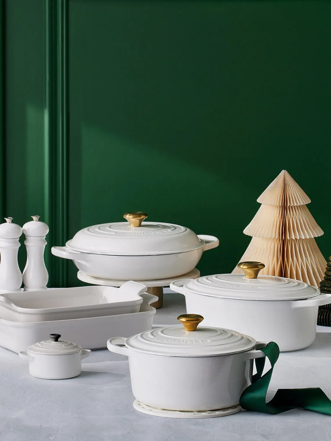 Online LE CREUSET Cocotte ovale en fonte émaillée Signature Collection Blanc, doré