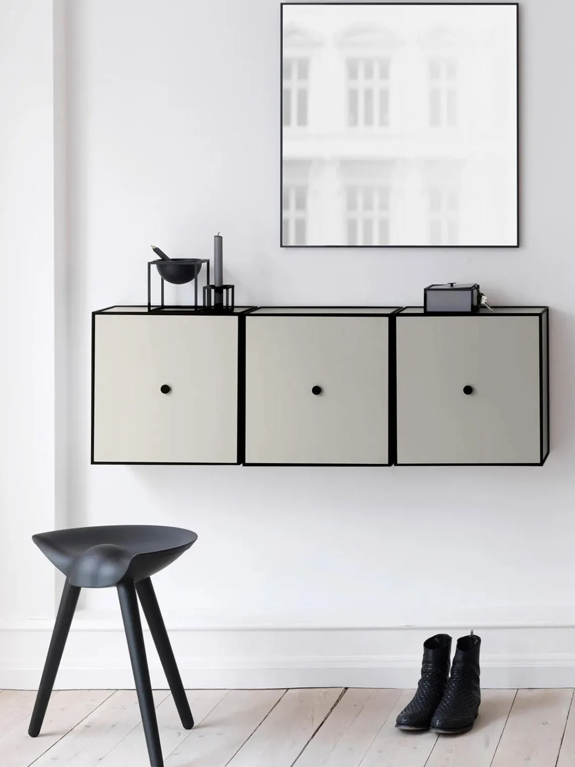 Hot Audo Copenhagen Console murale Frame Grège, noir