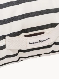 New Business & Pleasure Coussin de sol de jardin rayé Cozy Noir, blanc crème