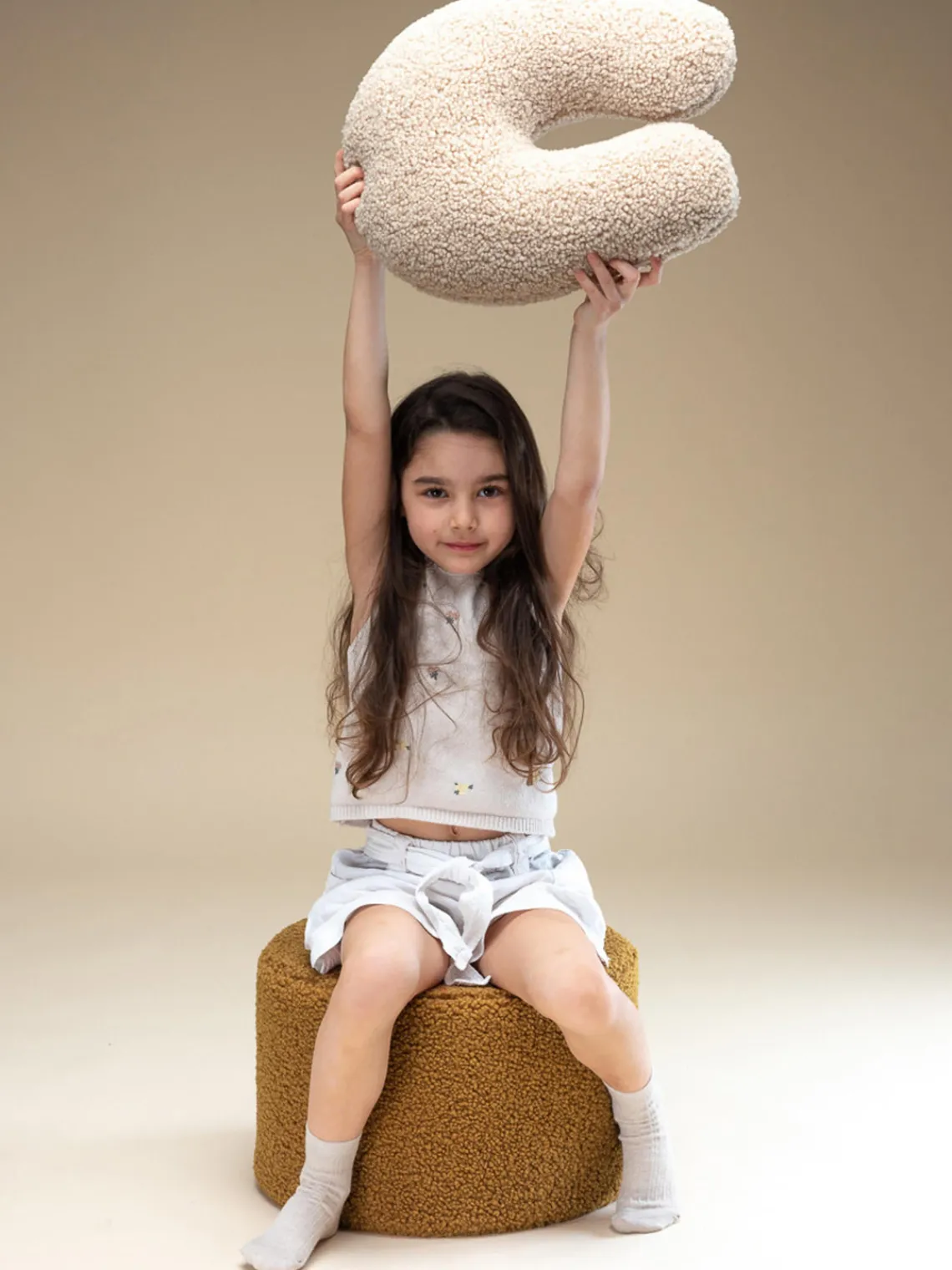 Hot Wigiwama Coussin en peluche U Arch Beige clair