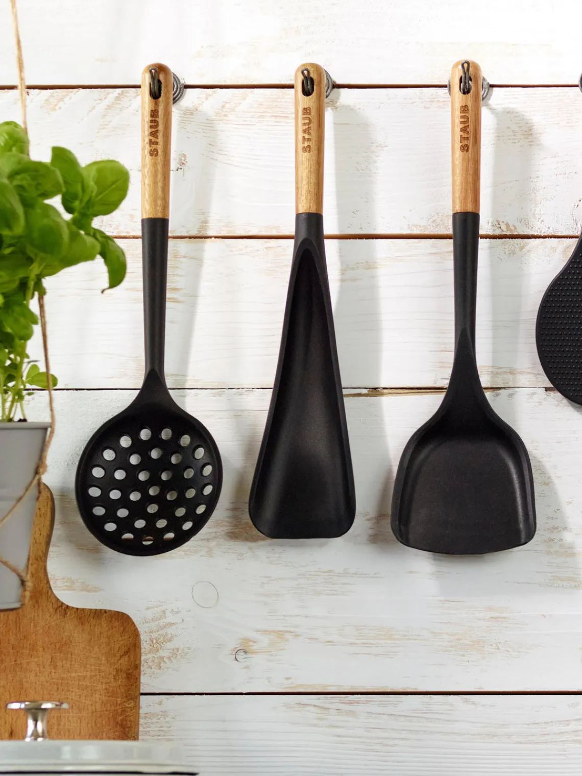 Discount Staub Écumoire en acacia Cook Noir, bois clair
