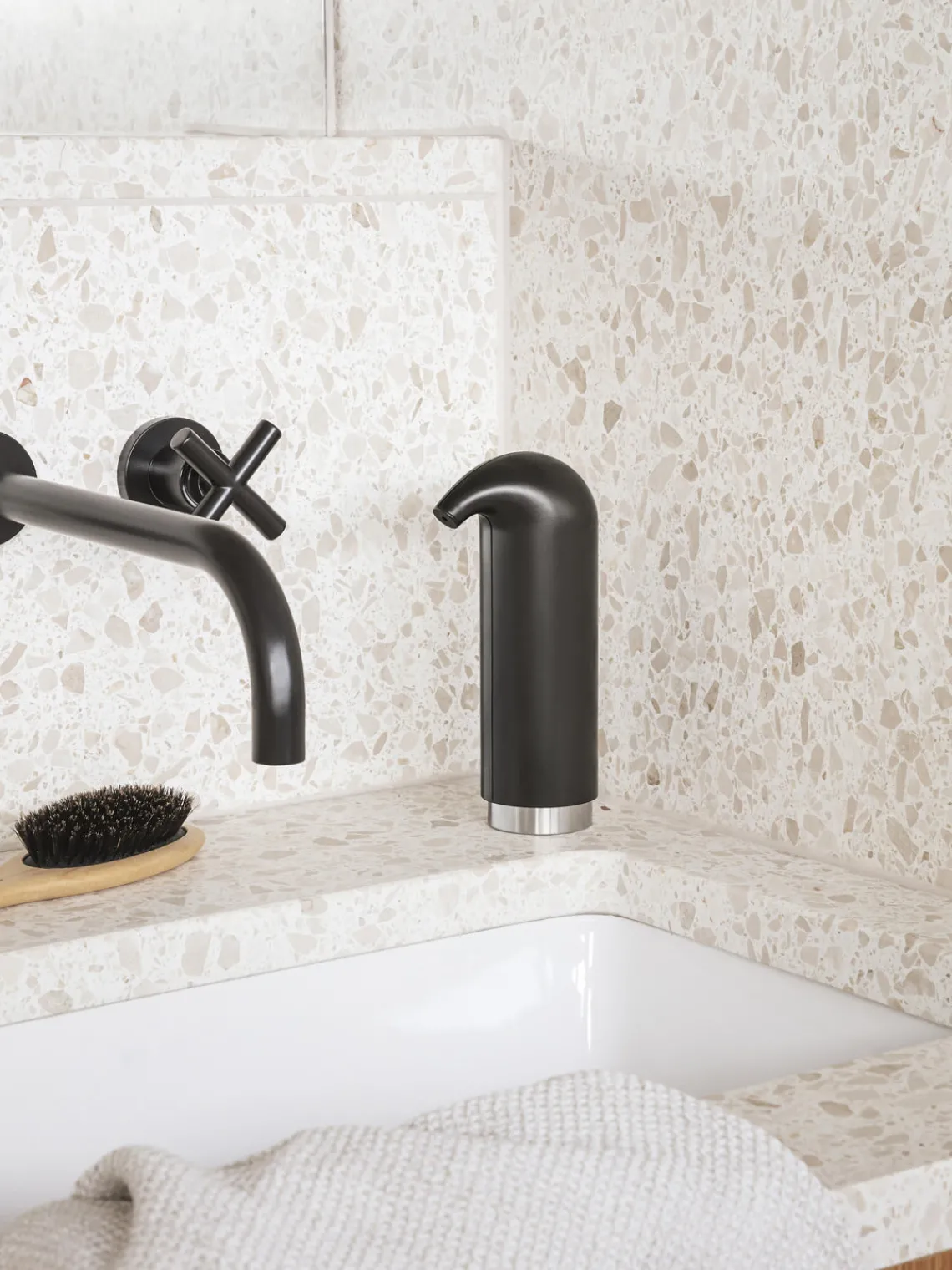 Discount Eva Solo Distributeur de savon Bibi Noir