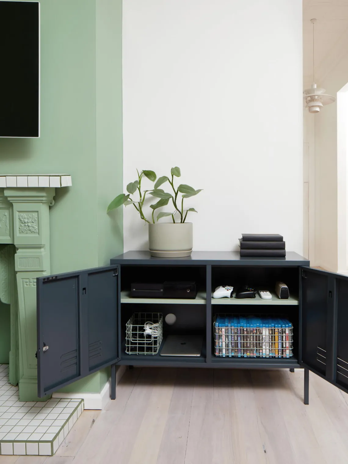 Fashion Mustard Made Enfilade en métal The Lowdown Anthracite