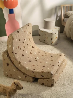 Fashion Wigiwama Fauteuil en bouclette pour enfants fait main Moon Bouclette beige, aspect terrazzo