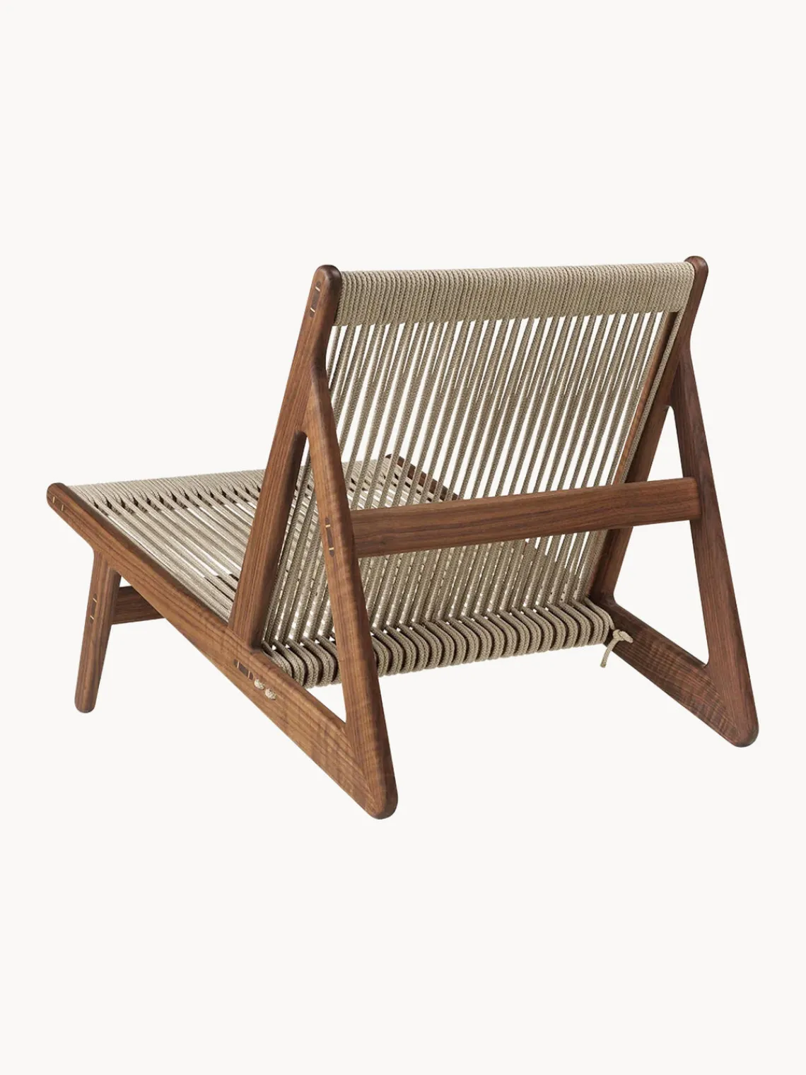 Best GUBI Fauteuil lounge artisanal en noyer avec coussin d'assise MR01 Initial Noyer, beige clair