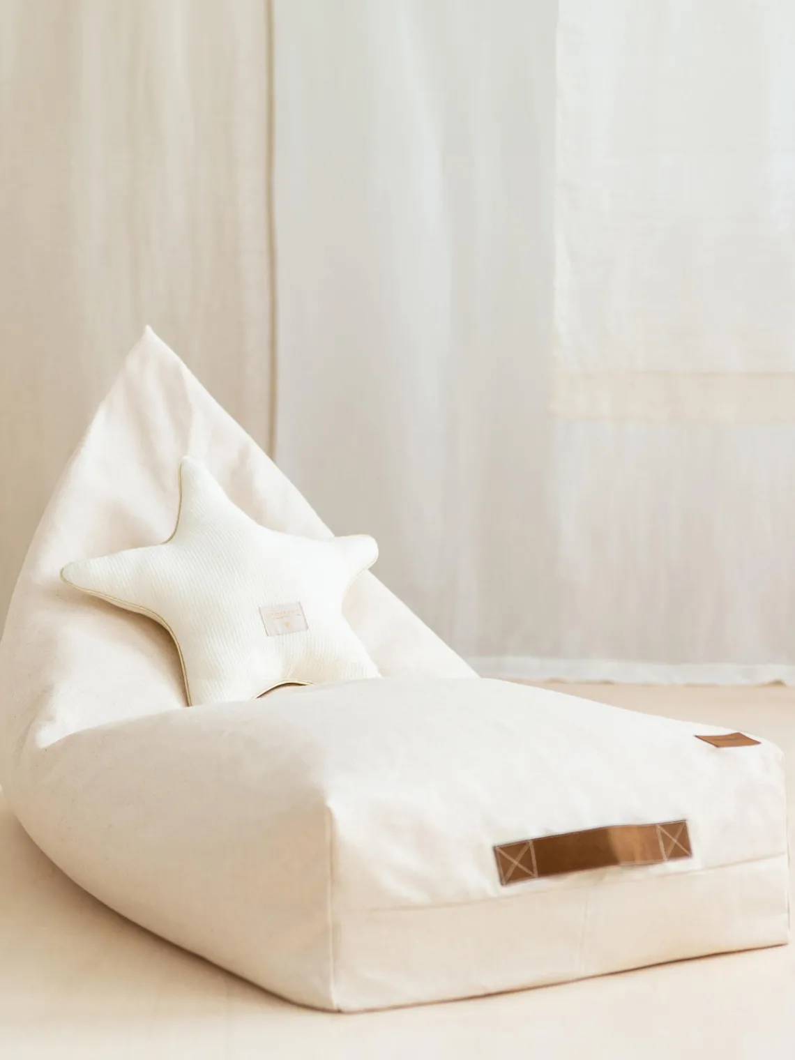 Outlet Nobodinoz Fauteuil poire en coton Oasis Blanc cassé
