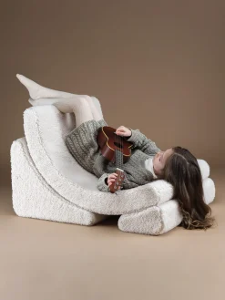 Sale Wigiwama Fauteuil pour enfant en peluche fait main Moon Peluche blanc cassé