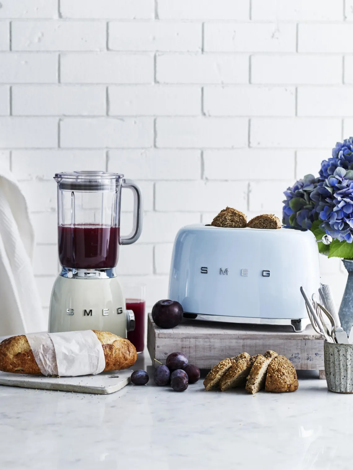 New Smeg Grille-pain 2 tranches 50's Style Bleu ciel, haute brillance