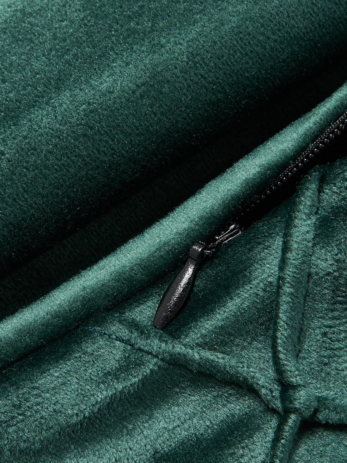 Hot Magma Housse de coussin 40x40 en velours à relief Nobless Vert foncé