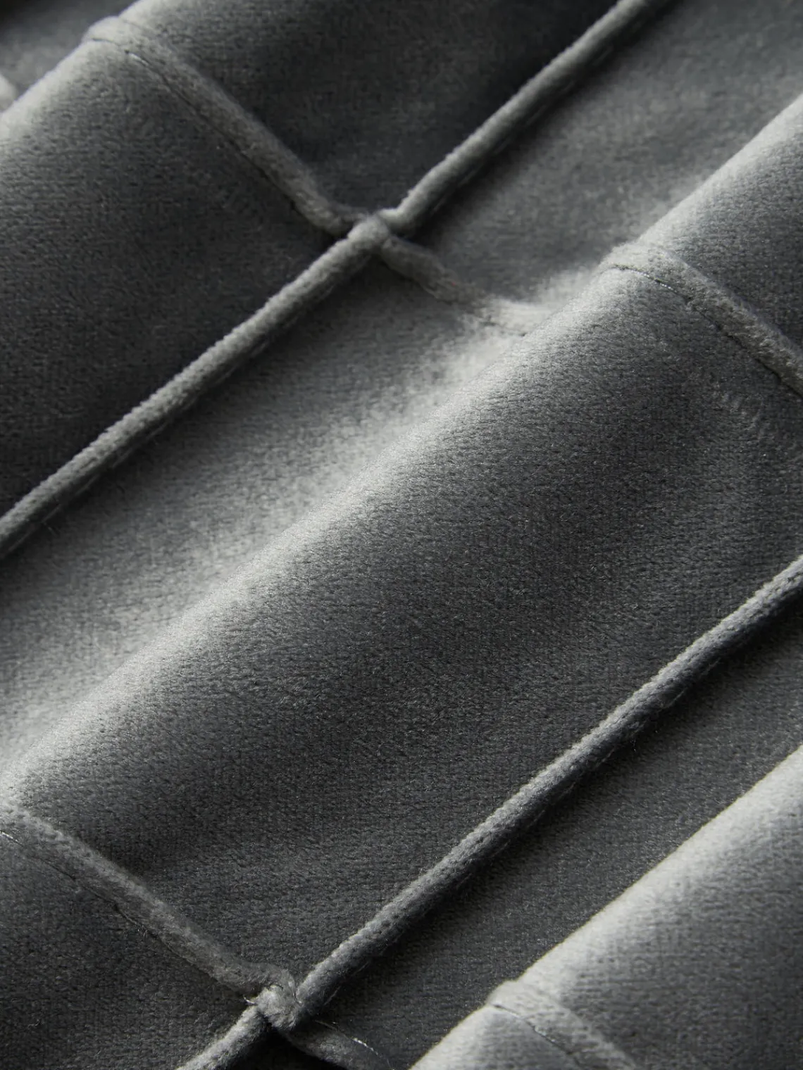 New Magma Housse de coussin 50x50 en velours à relief Nobless Gris foncé
