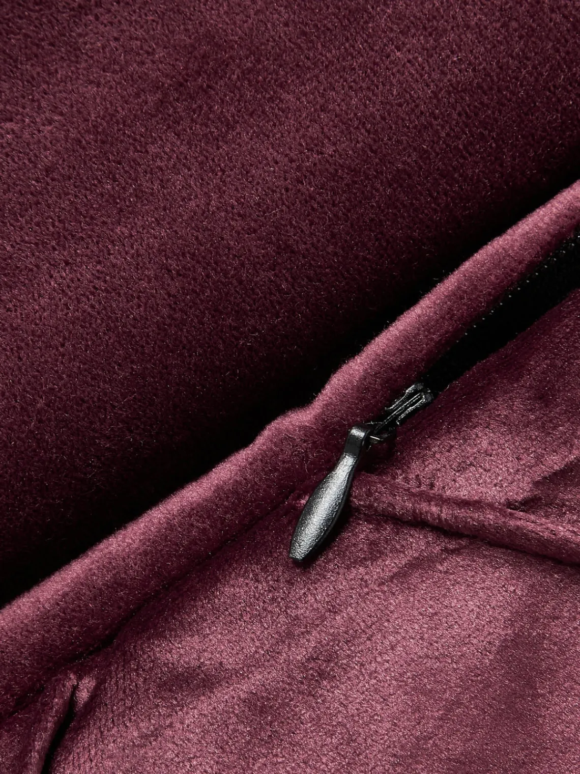 Hot Magma Housse de coussin 40x40 en velours à relief Nobless Lie de vin