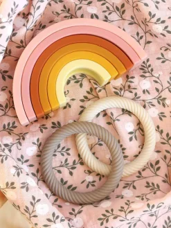 Clearance A Little Lovely Company Jouet à empiler Rainbow Tons roses, jaunes et orangés
