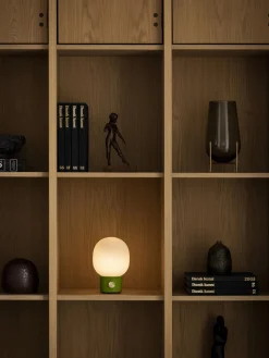 Online Audo Copenhagen Lampe à poser avec port USB et intensité variable JWDA Blanc, vert
