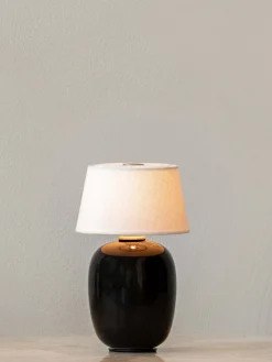 Best Audo Copenhagen Lampe à poser avec port USB et intensité variable Torso Blanc, noir
