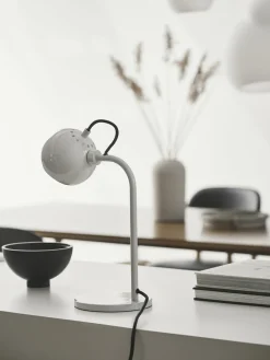 Online Frandsen Lampe à poser design Ball Gris clair