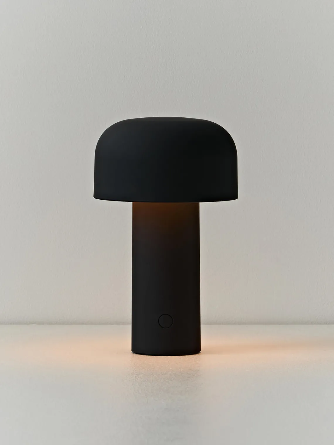 Outlet Flos Lampe à poser LED à intensité variable Bellhop Noir, mat