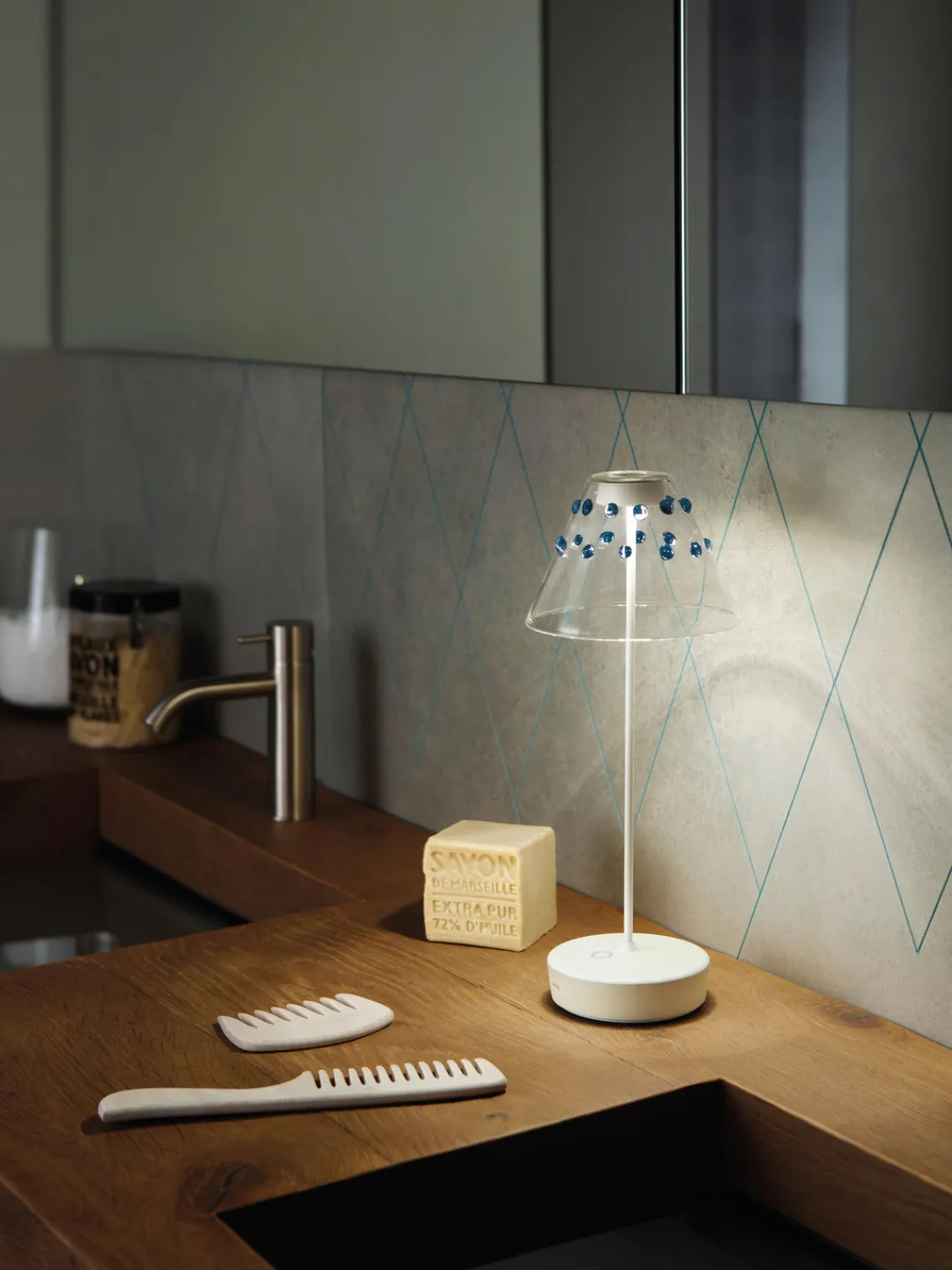 Sale zafferano Lampe à poser LED mobile Swap Mini, intensité lumineuse variable Blanc