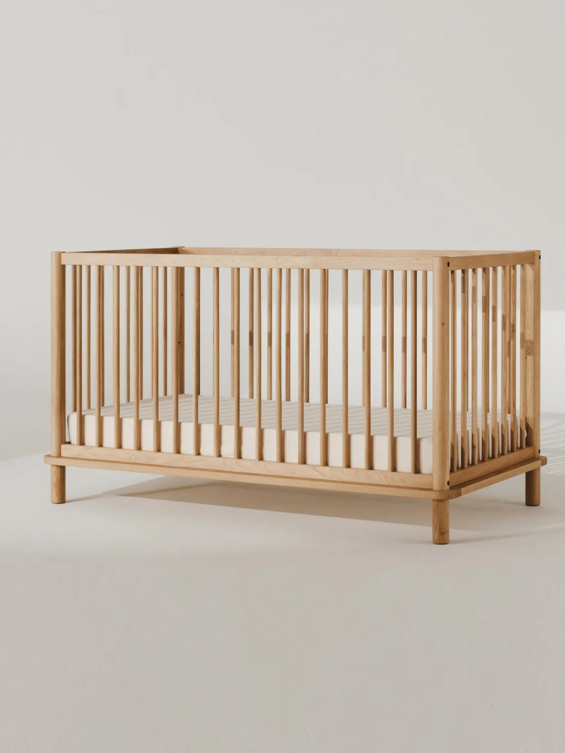 Sale Nobodinoz Lit en chêne à hauteur réglable pour bébé Latitude, 70 x 140 cm