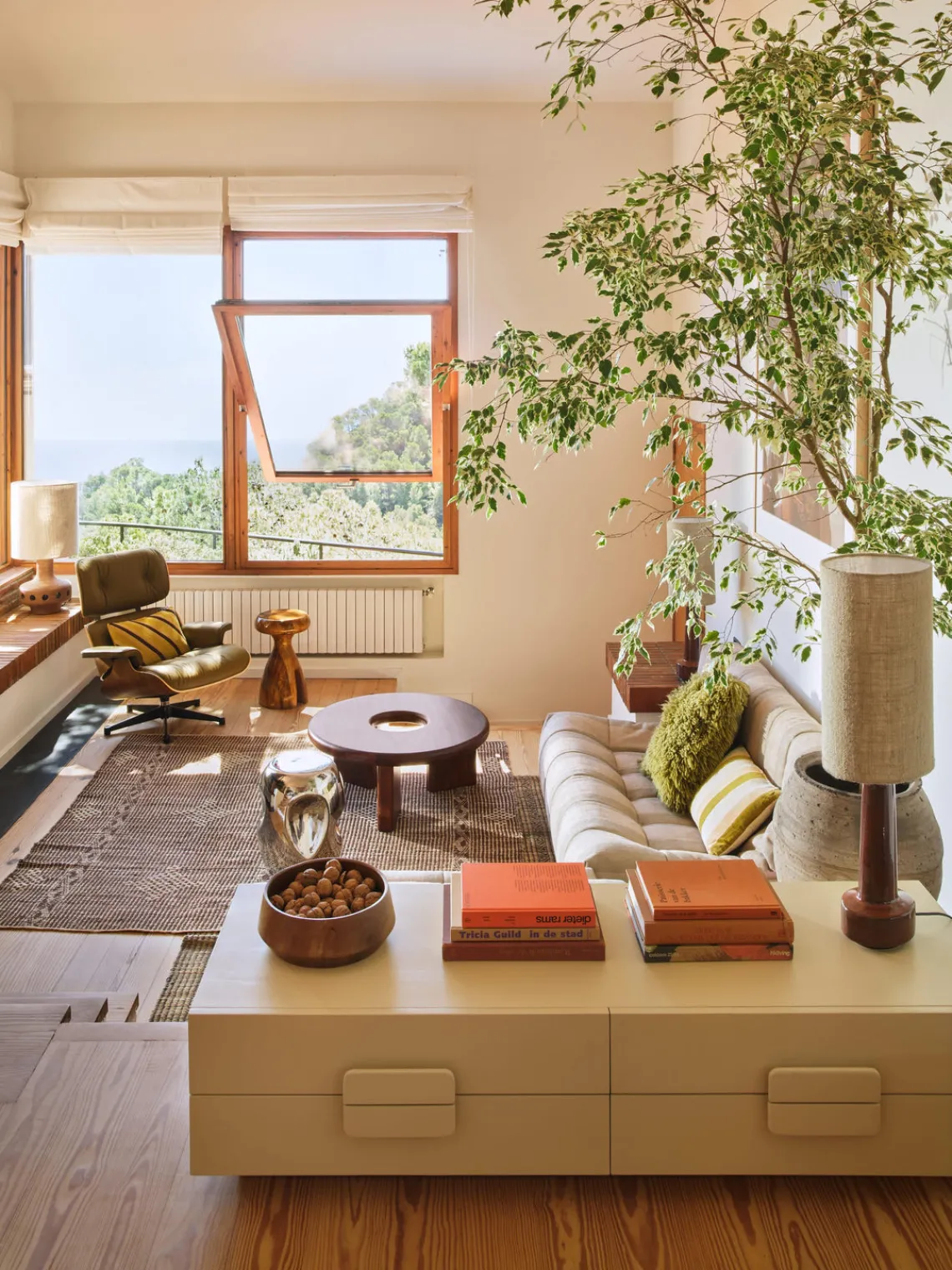 Fashion HKLIVING Lowboard fait à la main en bois de Sungkaï Spacious