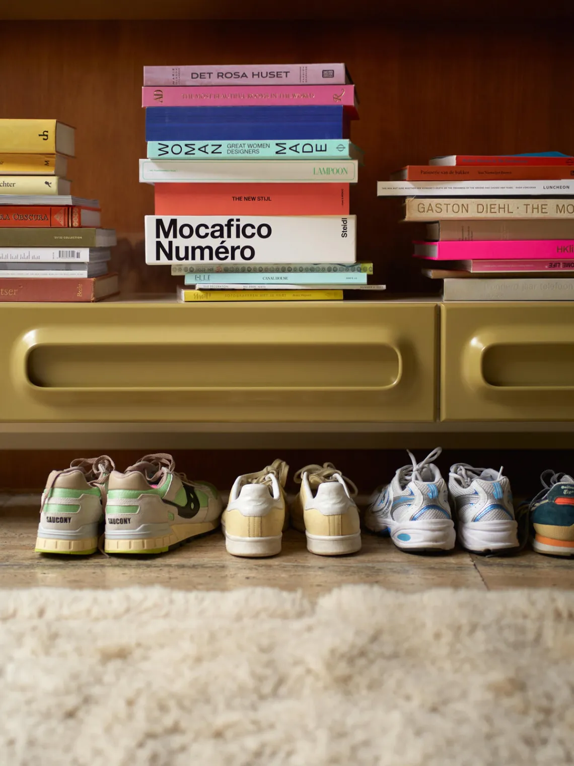 Discount HKLIVING Meuble TV bas Space Vert olive, beige clair
