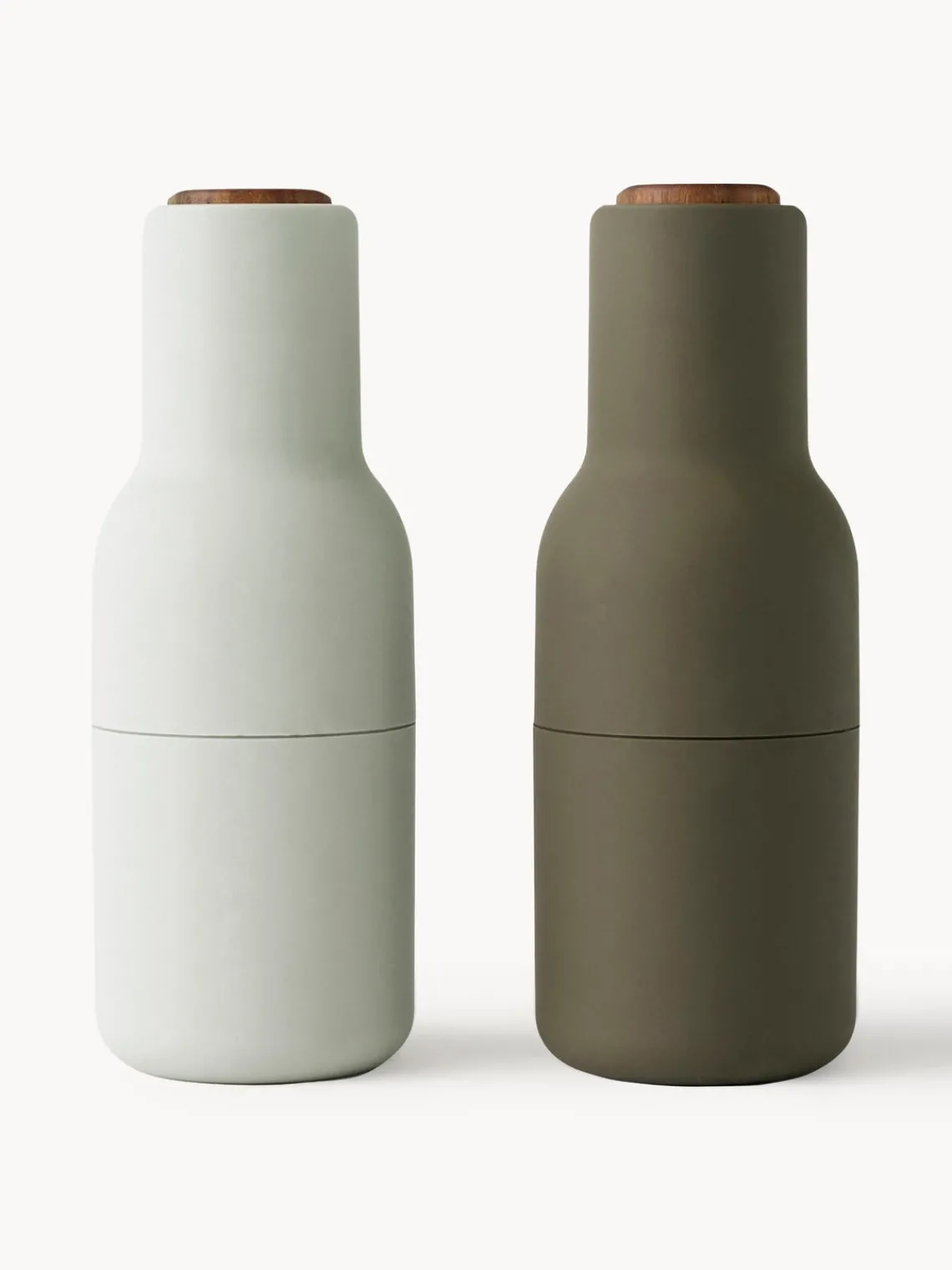 Clearance Audo Copenhagen Moulin à sel et à poivre design avec couvercle en noyer Bottle Grinder, 2 élém. Blanc cassé, vert olive, bois de noyer