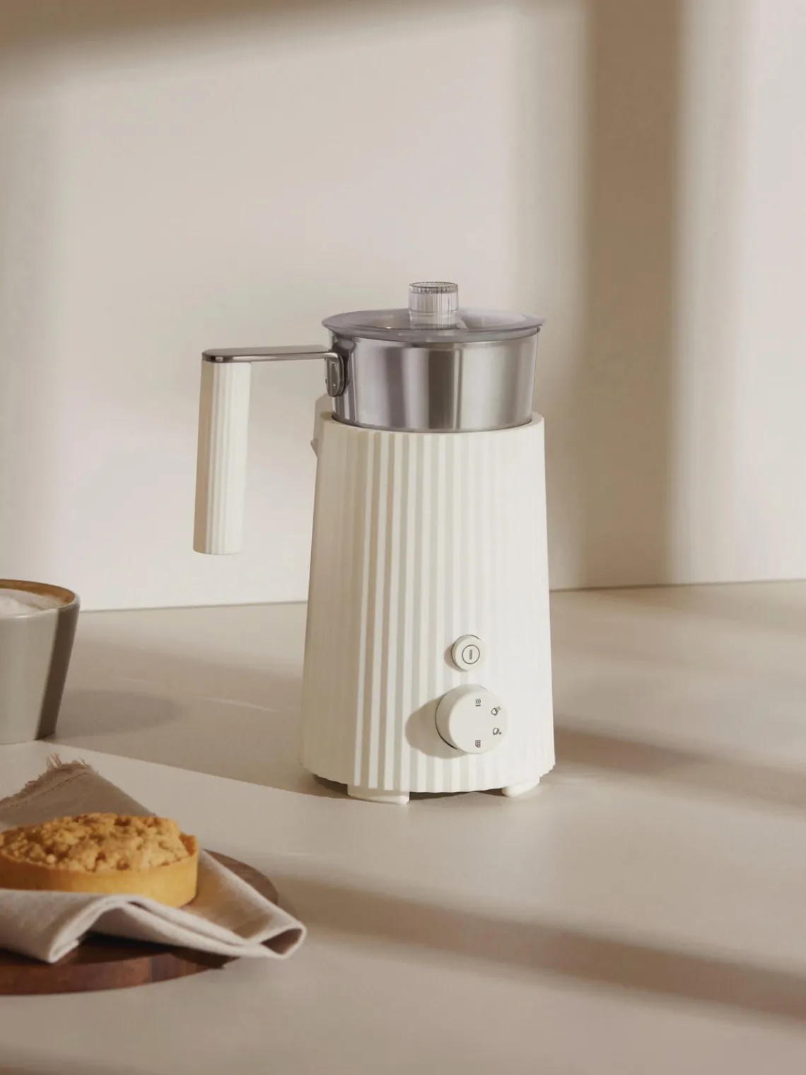 Online ALESSI Mousseur à lait Plissé Blanc cassé, mat