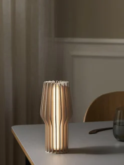 Hot Eva Solo Petite lampe à poser LED mobile Radiant, intensité lumineuse variable Beige clair