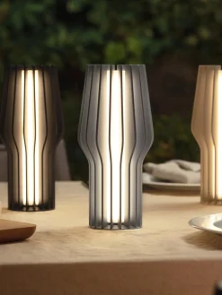 Sale Eva Solo Petite lampe à poser LED mobile Radiant, intensité lumineuse variable Gris-bleu