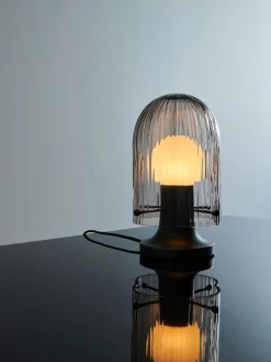 Online GUBI Petite lampe à poser soufflée bouche Seine