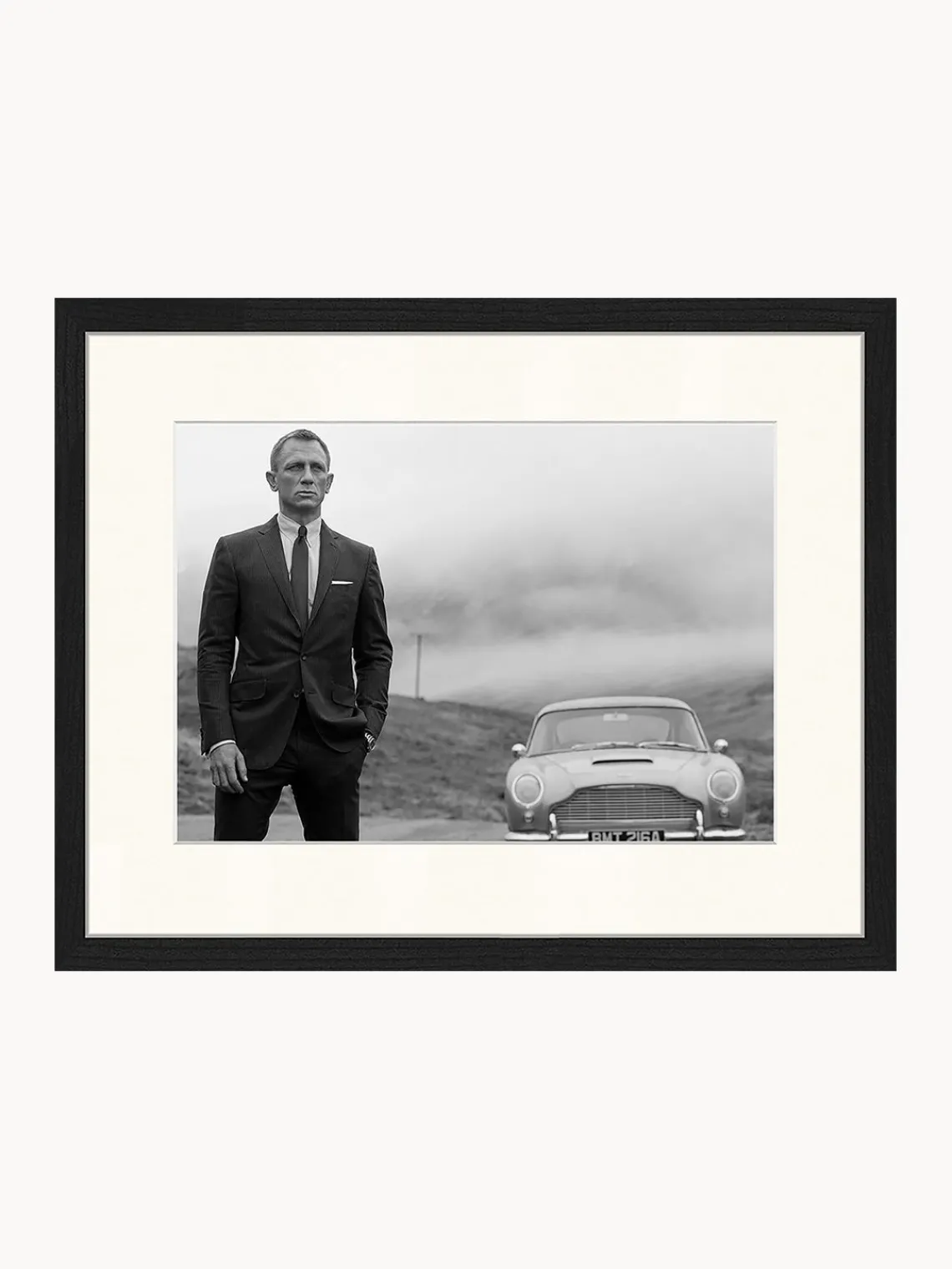 Discount Any Image Photographie encadrée Daniel Craig as James Bond