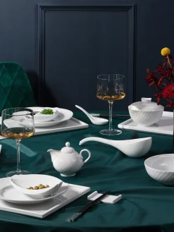 Online Meissen Plat de service artisanal avec couvercle Wellenspiel Relief