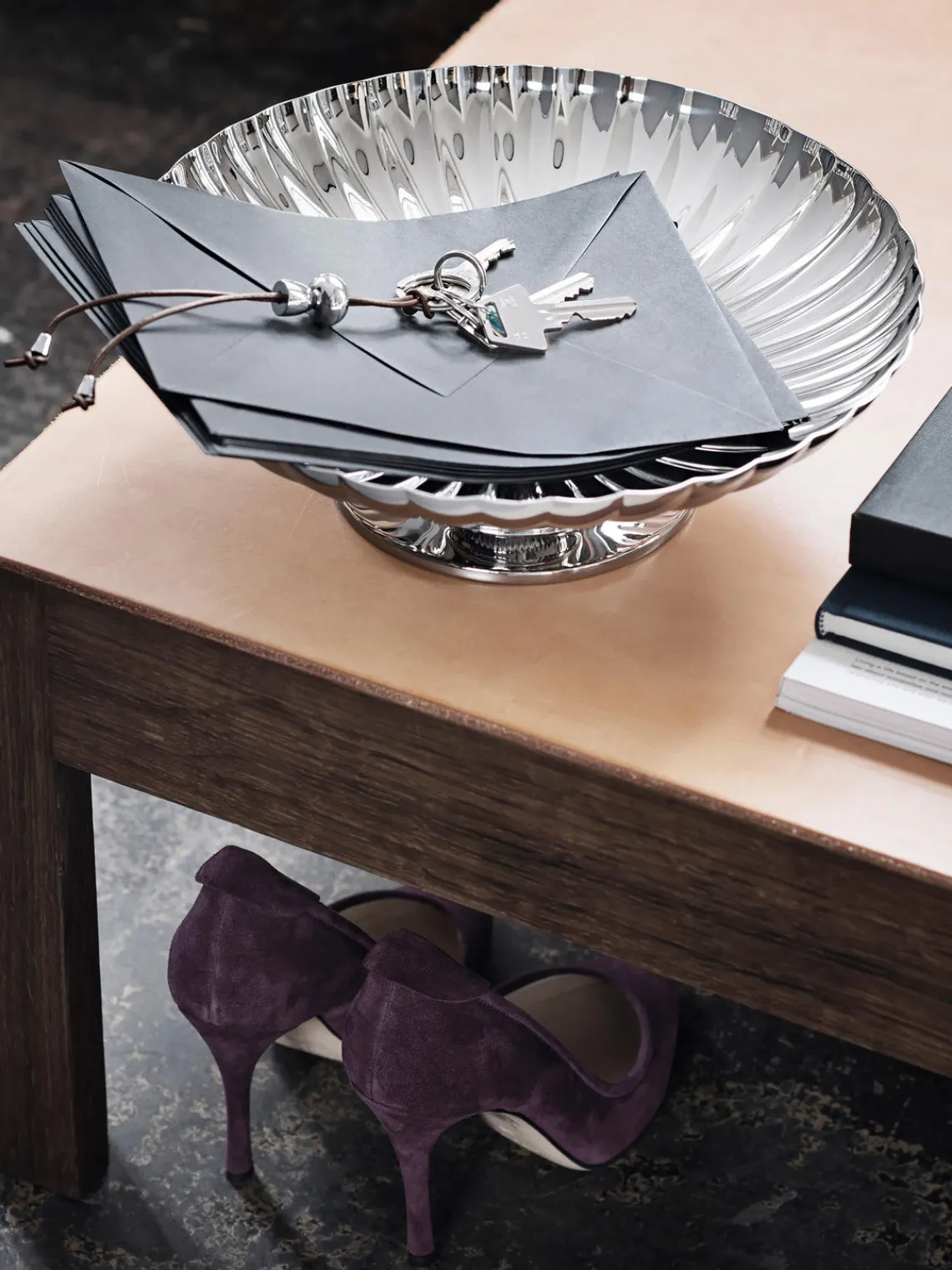 Hot GEORG JENSEN Plat de service en acier inoxydable strié Bernadotte
