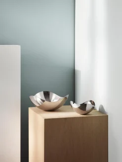 Fashion GEORG JENSEN Plat de service en acier inoxydable de forme organique Bloom